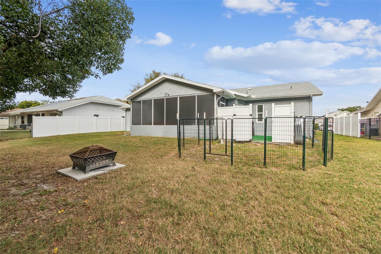 Listing photo id 37 for 9630 Via Segovia