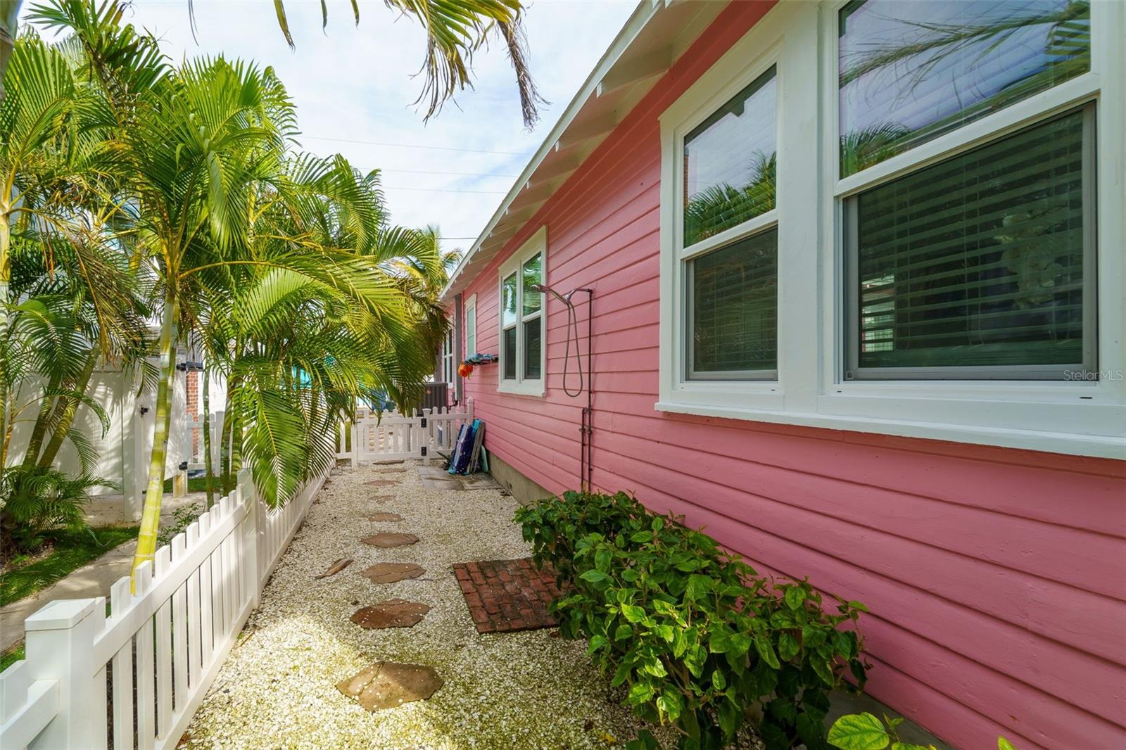 Image 13 of 36 For 12412 Sunshine Lane