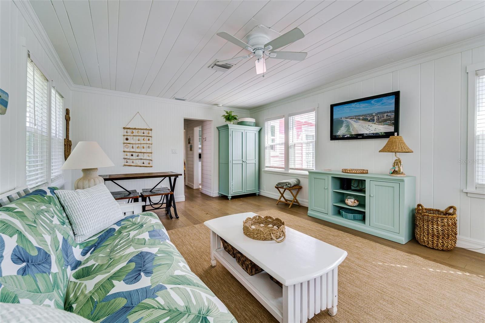 Image 19 of 36 For 12412 Sunshine Lane