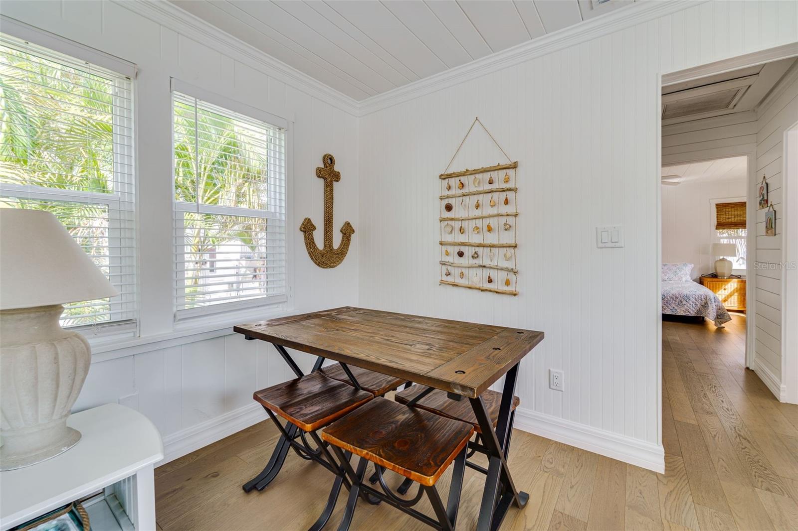 Image 21 of 36 For 12412 Sunshine Lane