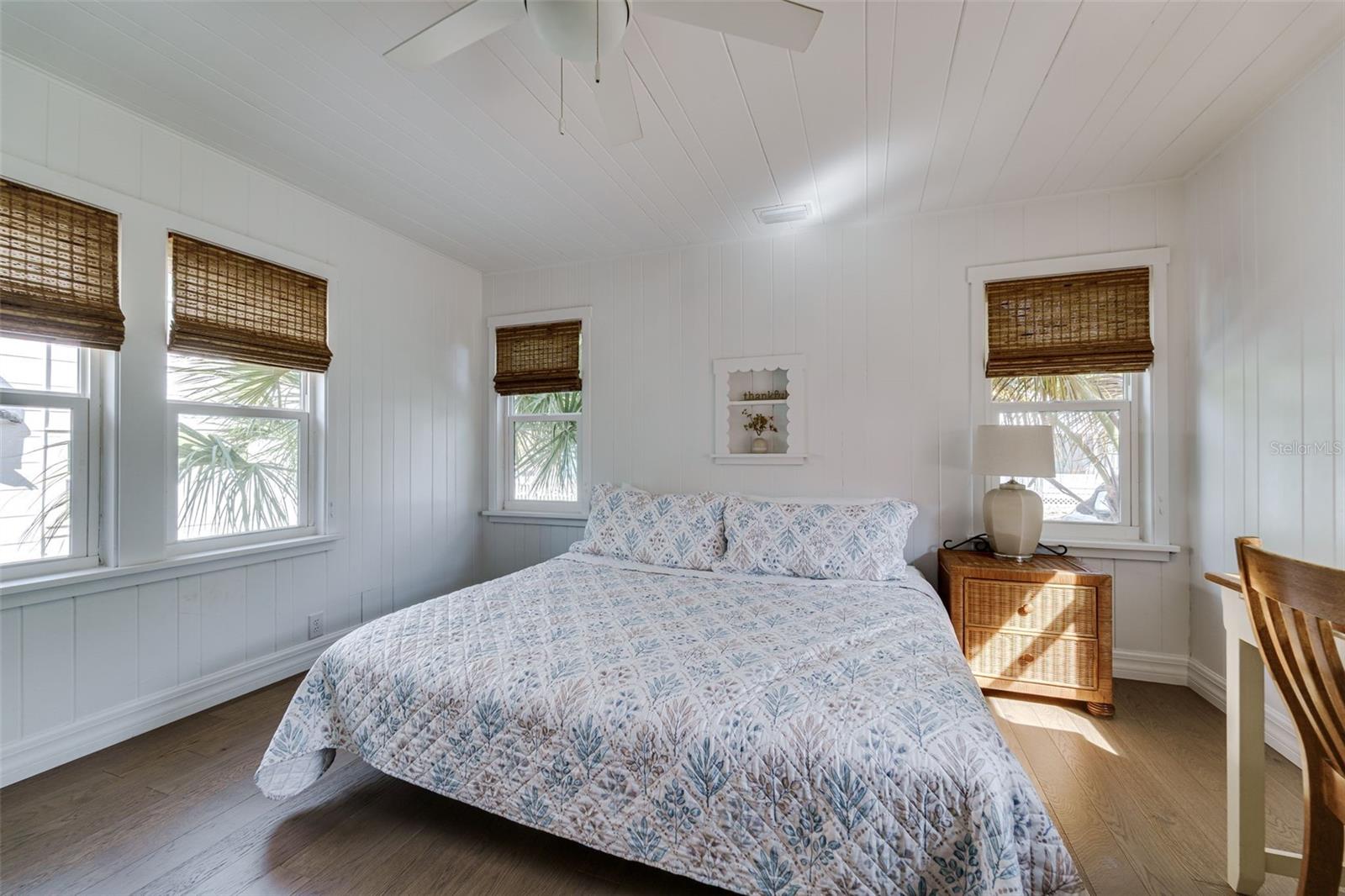 Image 28 of 36 For 12412 Sunshine Lane