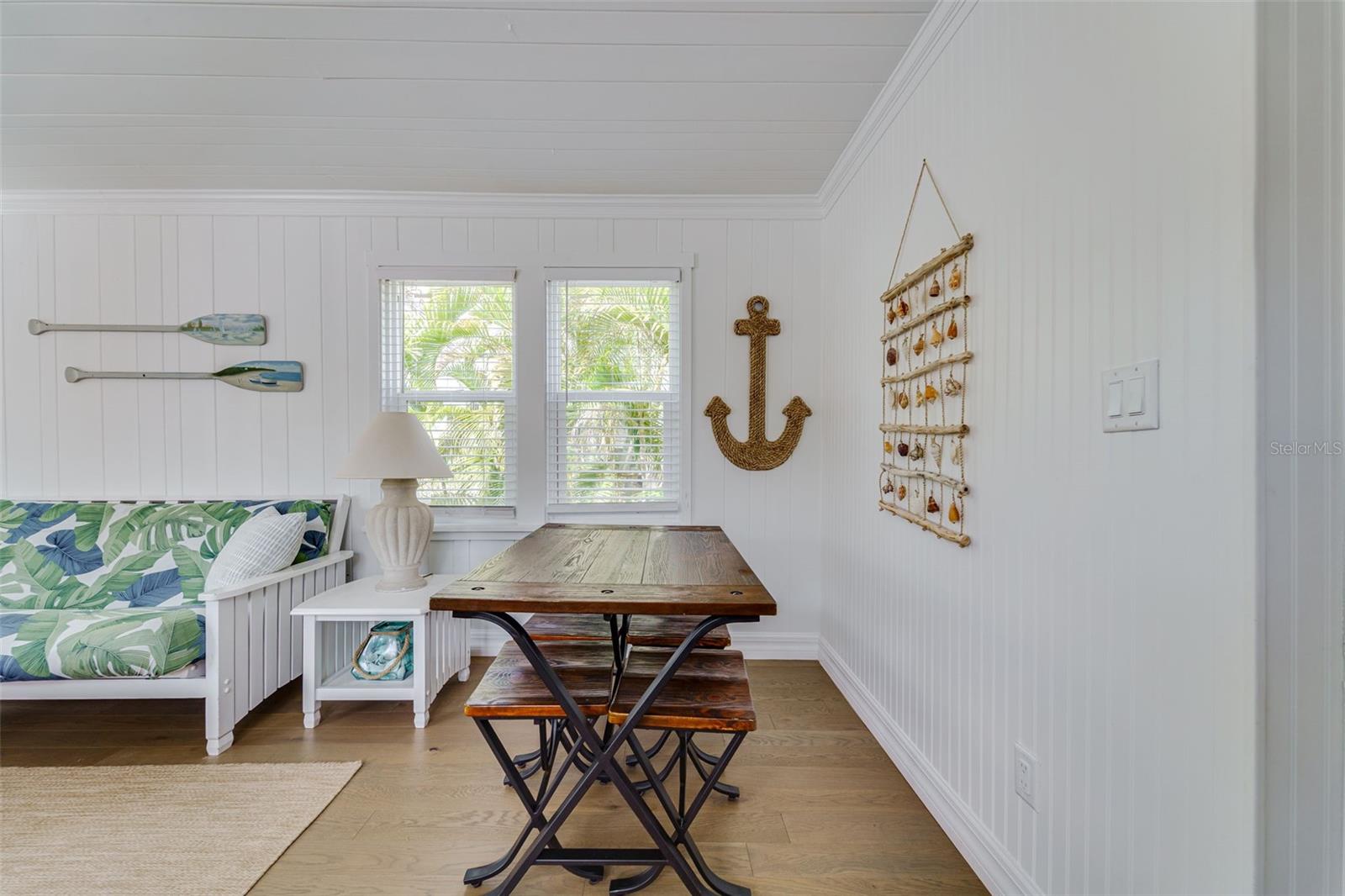 Image 5 of 36 For 12412 Sunshine Lane