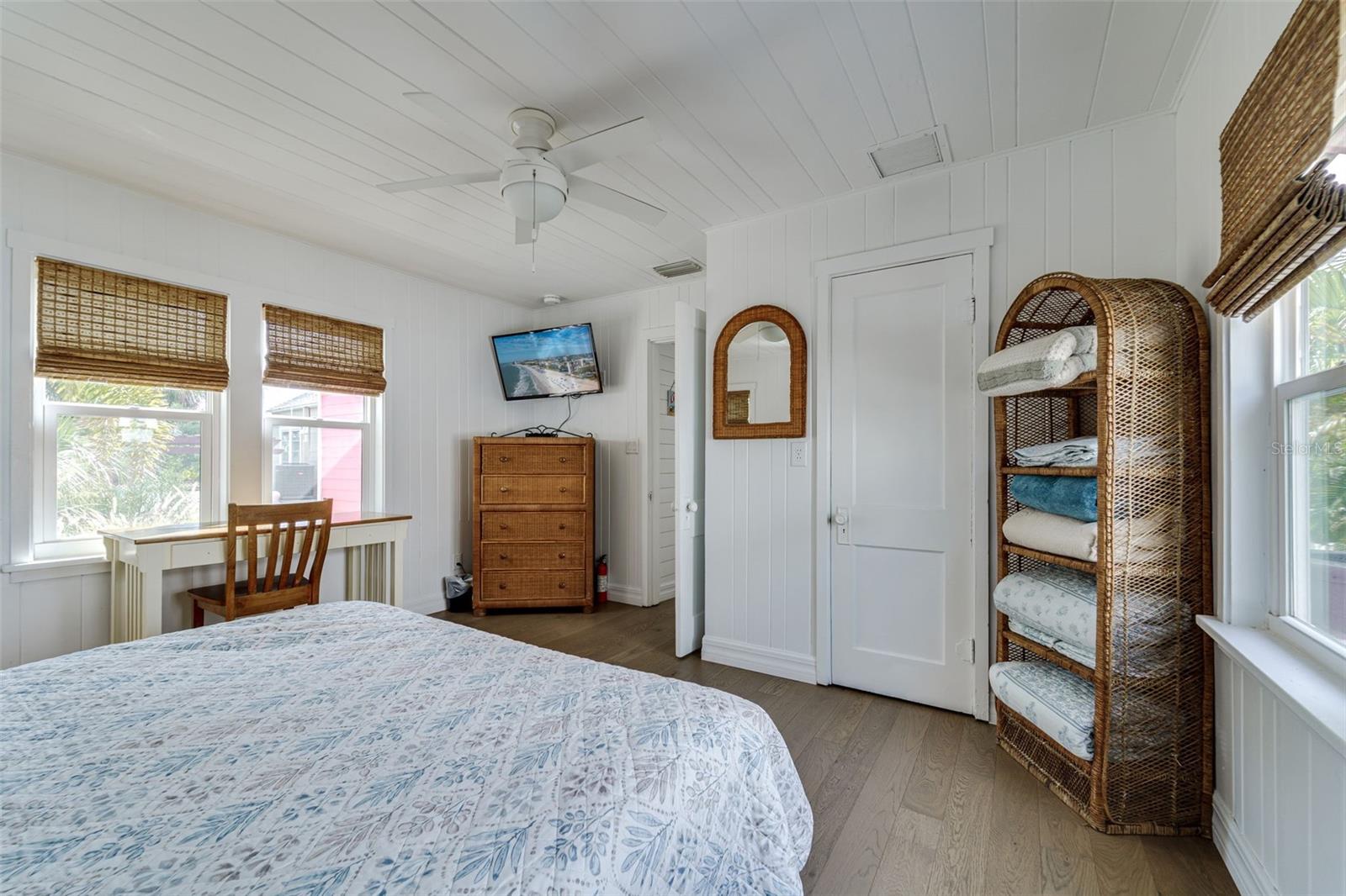 Image 7 of 36 For 12412 Sunshine Lane