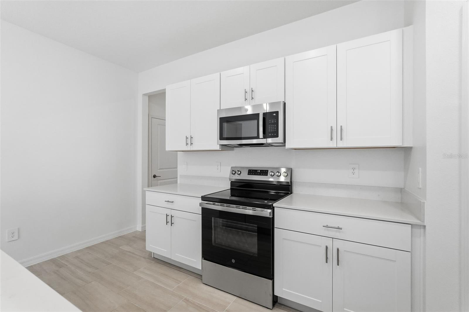 Image 10 of 33 For 9222 Scouter Bee Place