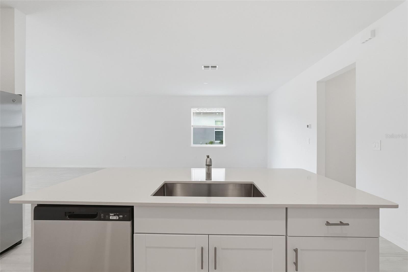 Image 11 of 33 For 9222 Scouter Bee Place