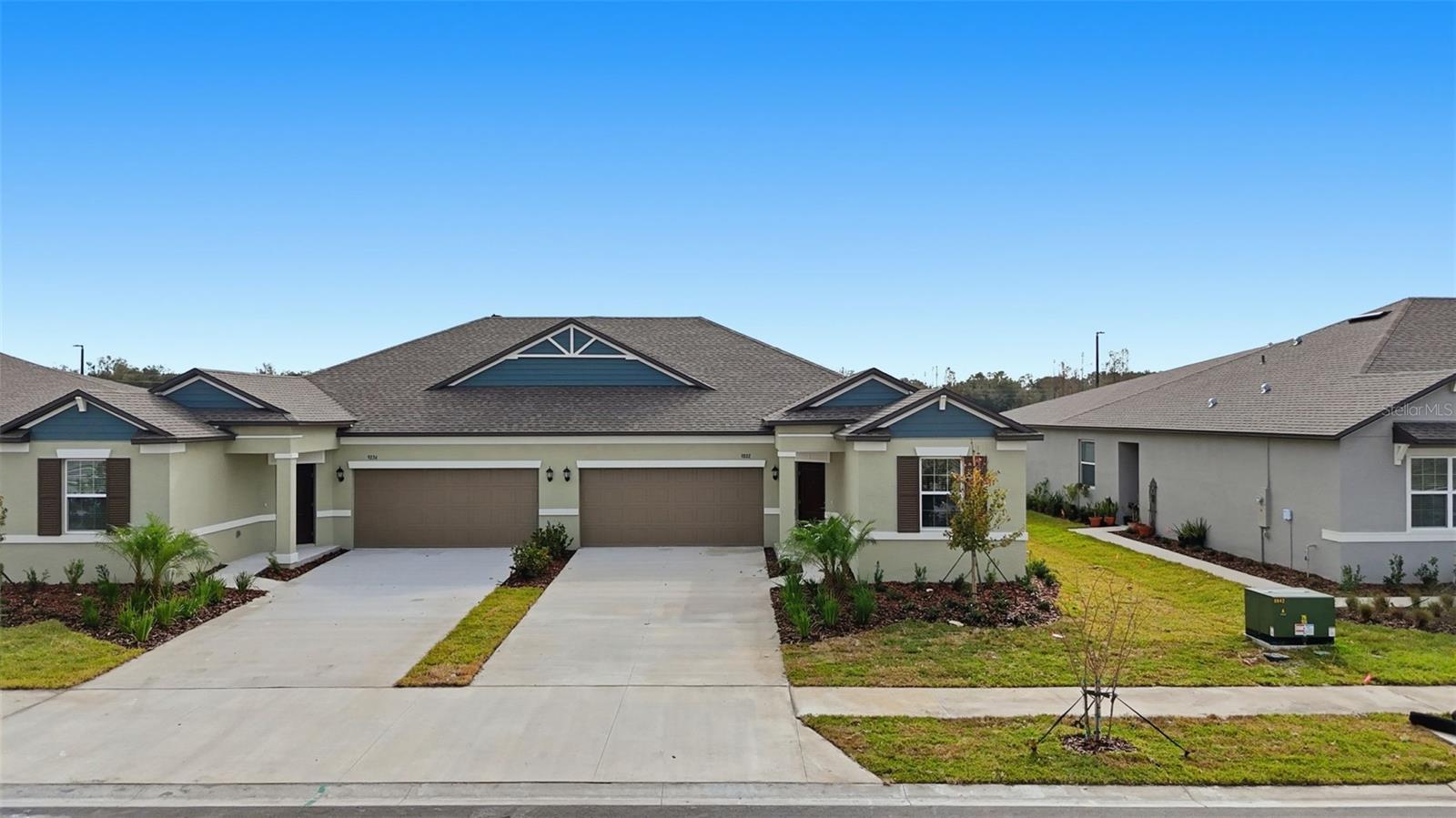 Image 2 of 33 For 9222 Scouter Bee Place