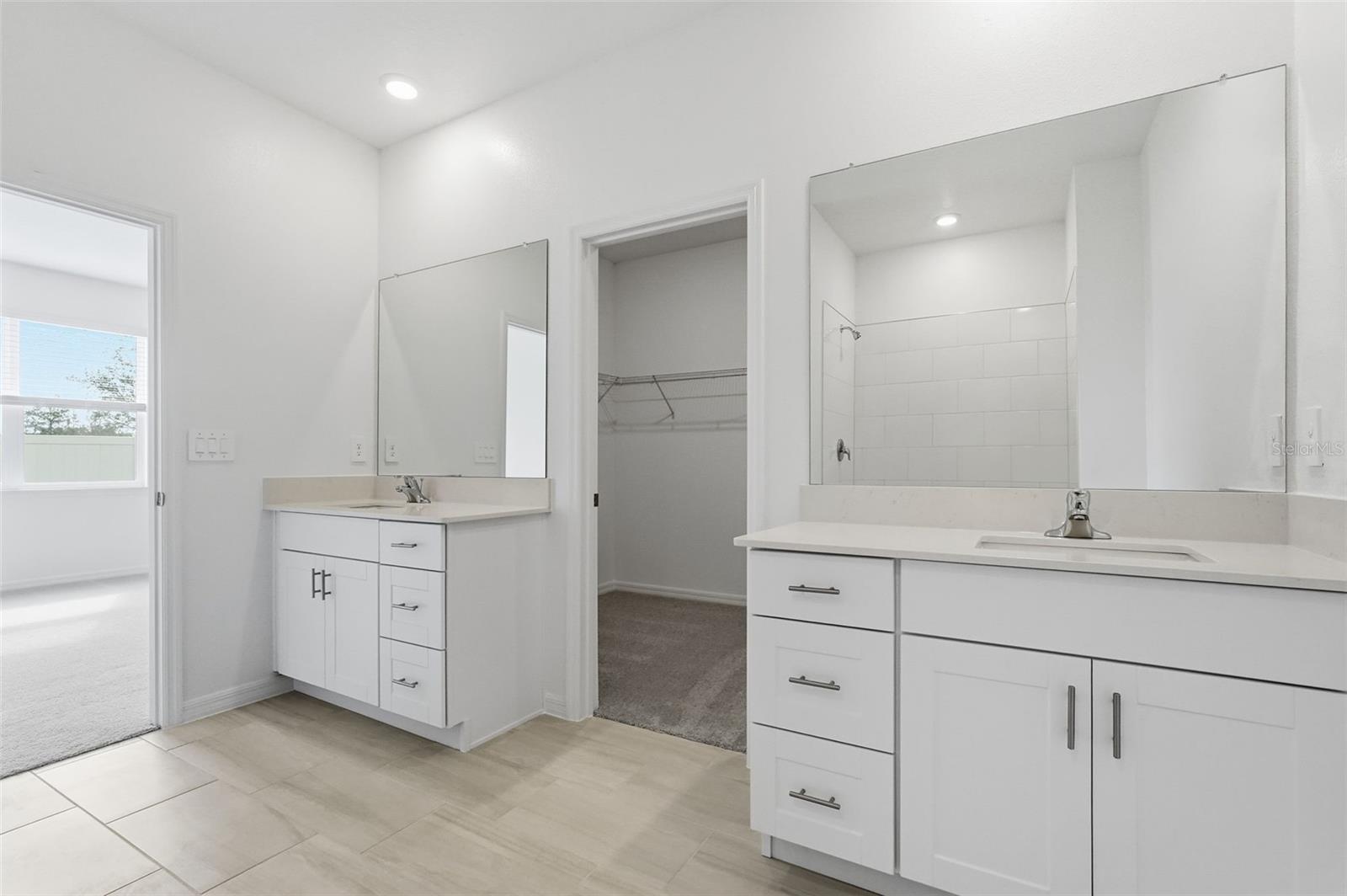 Image 20 of 33 For 9222 Scouter Bee Place