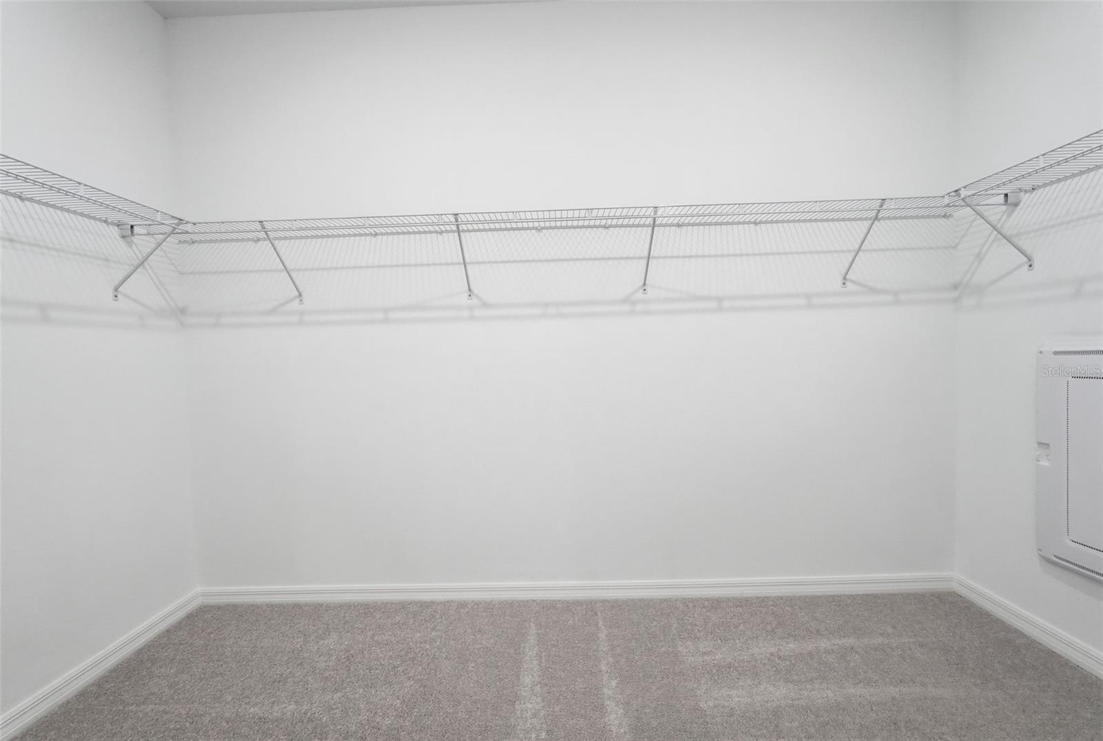 Image 21 of 33 For 9222 Scouter Bee Place