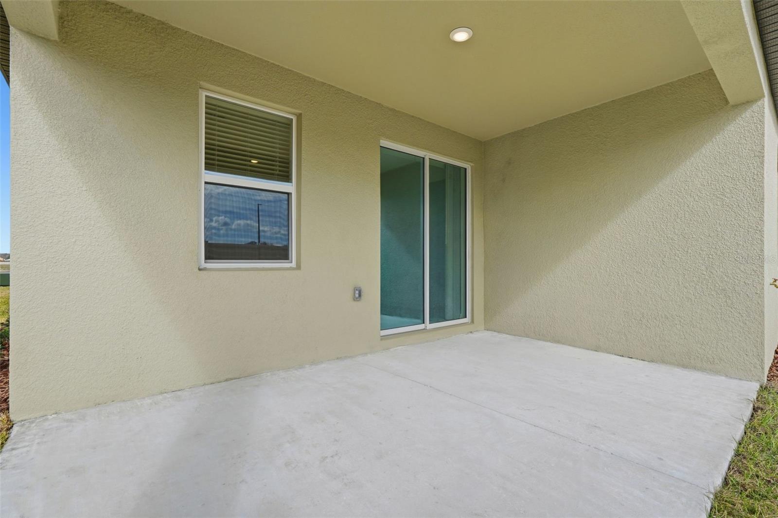 Image 31 of 33 For 9222 Scouter Bee Place