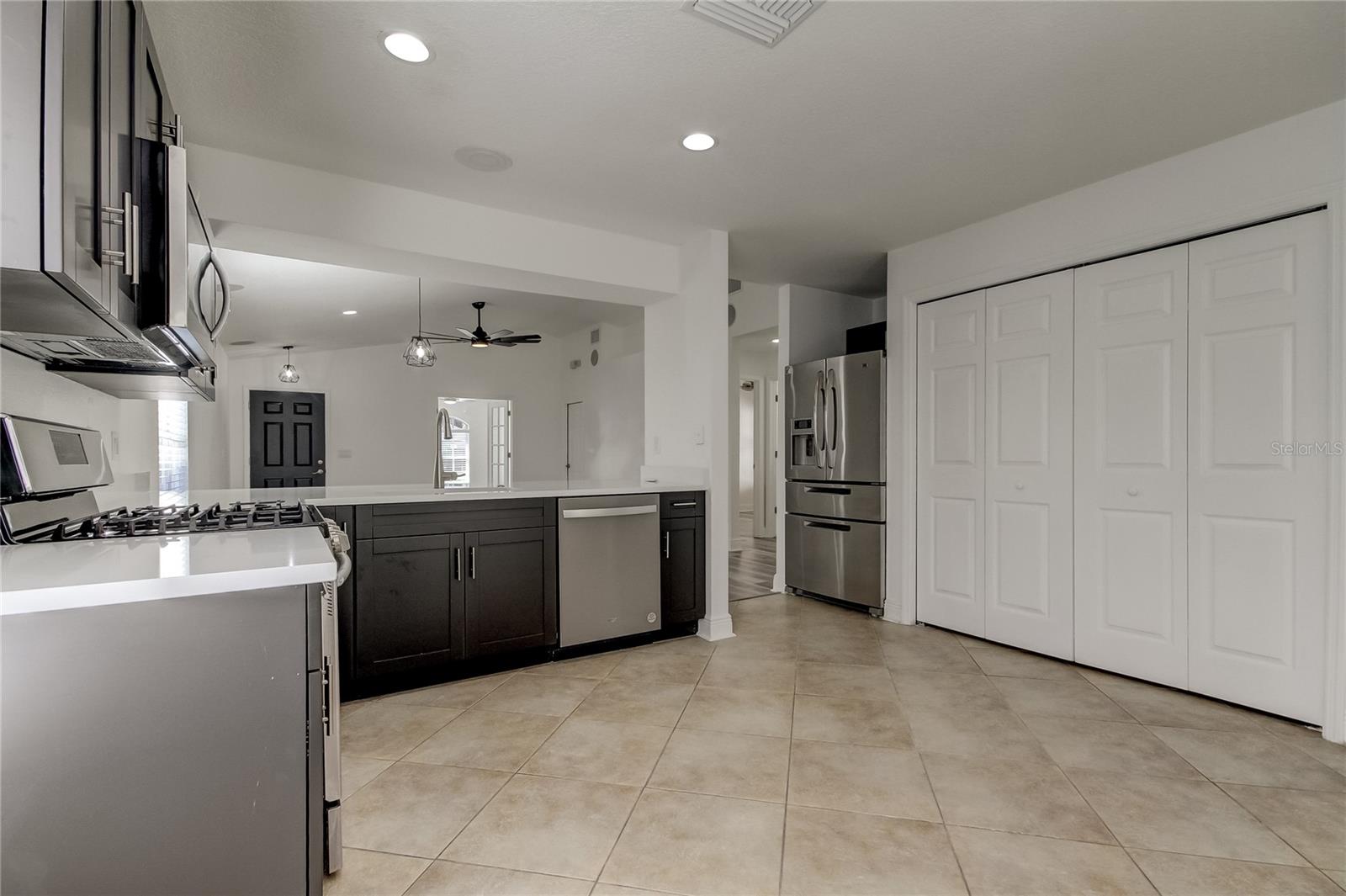 Image 20 of 54 For 6032 Lanshire Drive