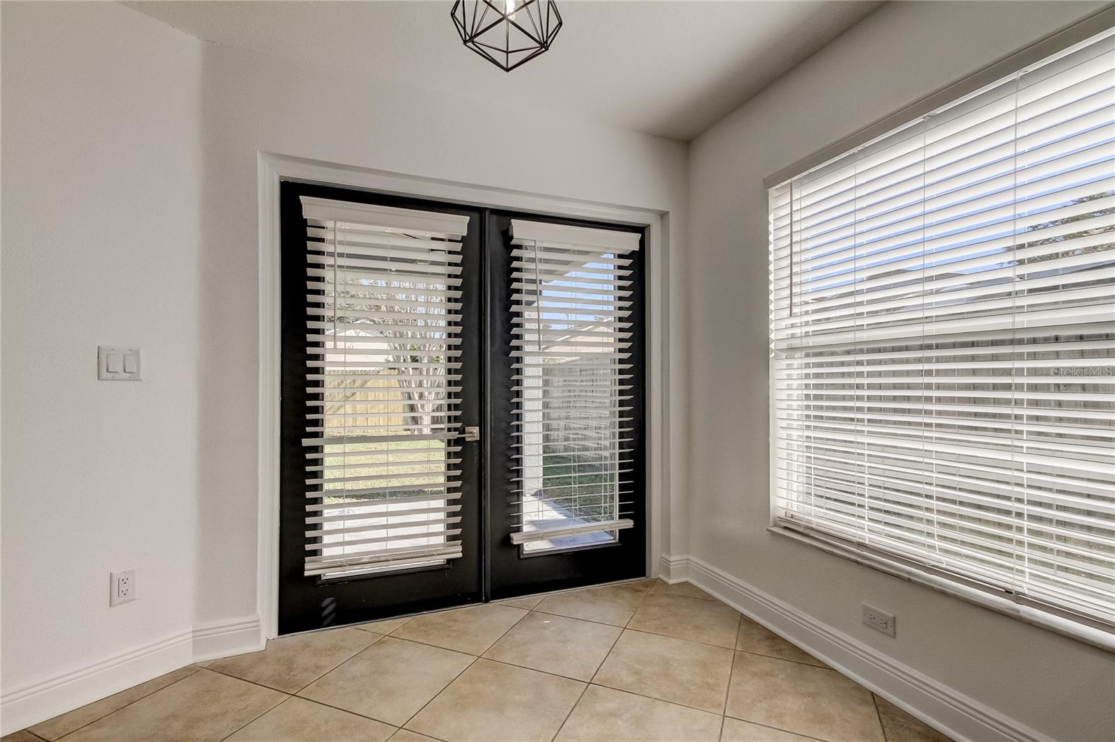 Image 24 of 54 For 6032 Lanshire Drive