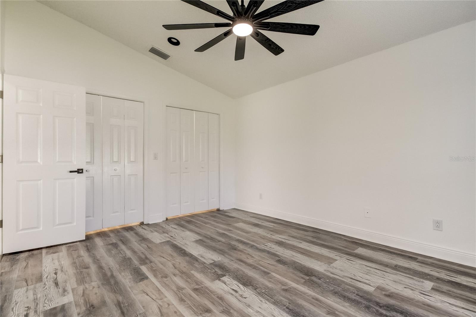 Image 29 of 54 For 6032 Lanshire Drive