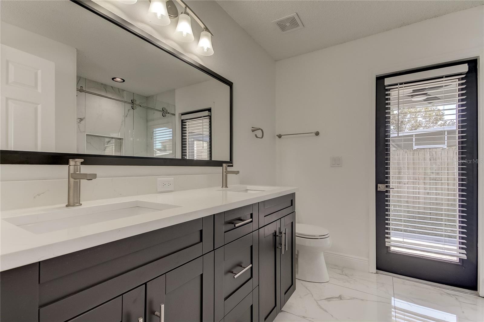 Image 31 of 54 For 6032 Lanshire Drive