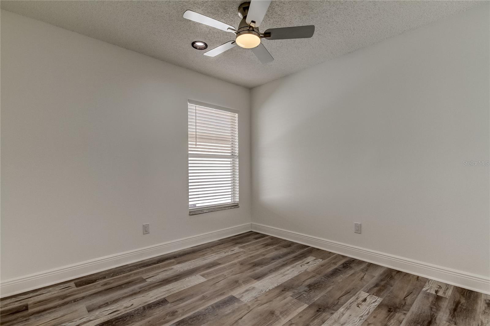 Image 38 of 54 For 6032 Lanshire Drive