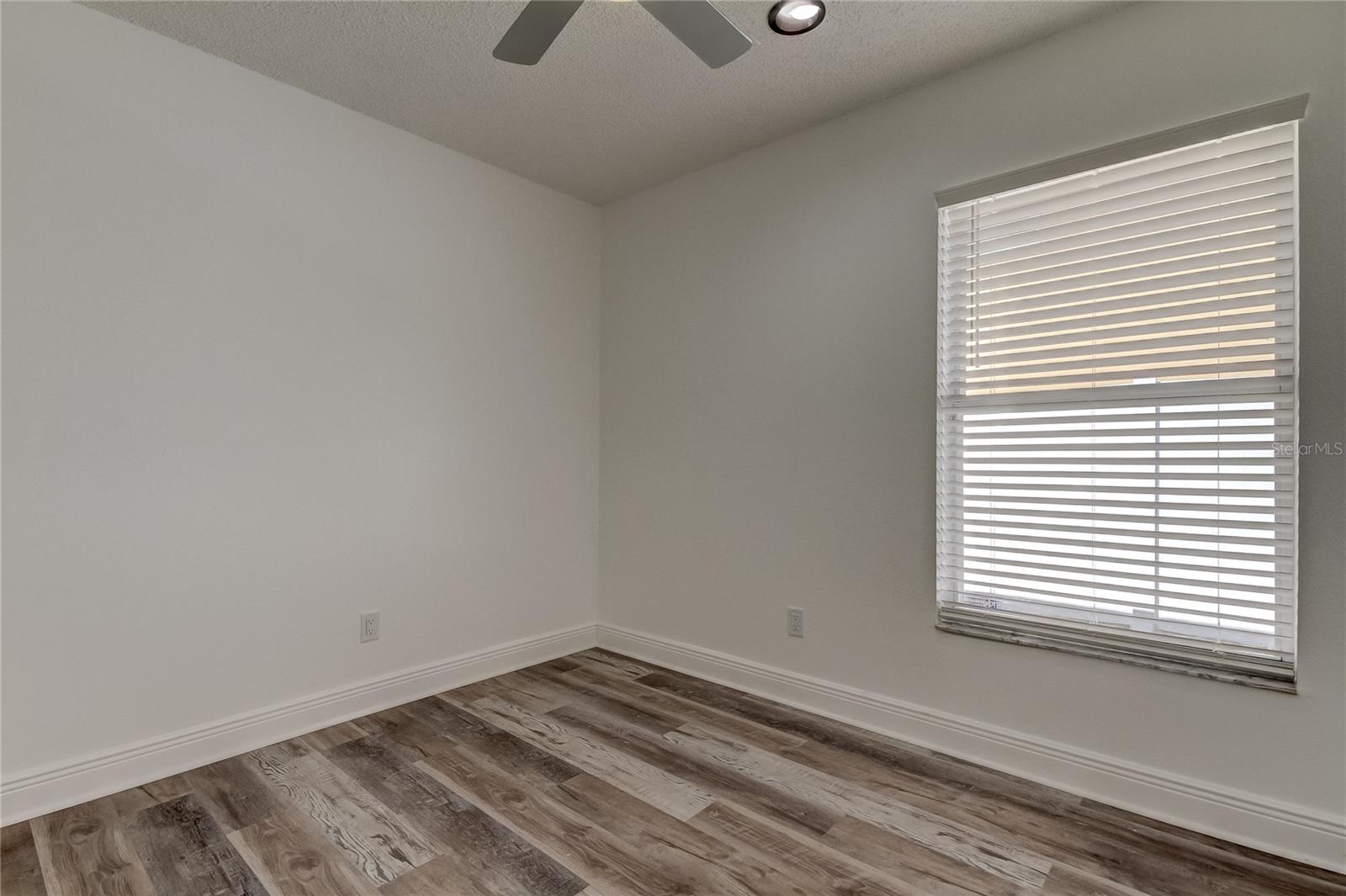 Image 39 of 54 For 6032 Lanshire Drive