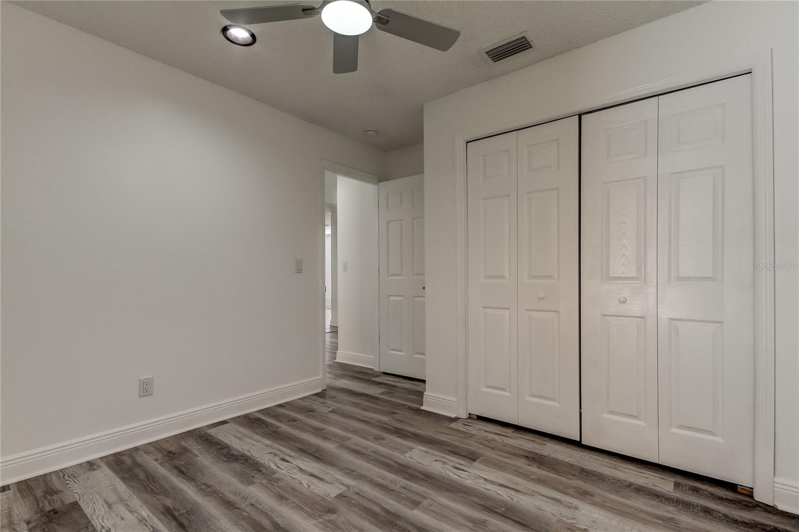 Image 46 of 54 For 6032 Lanshire Drive