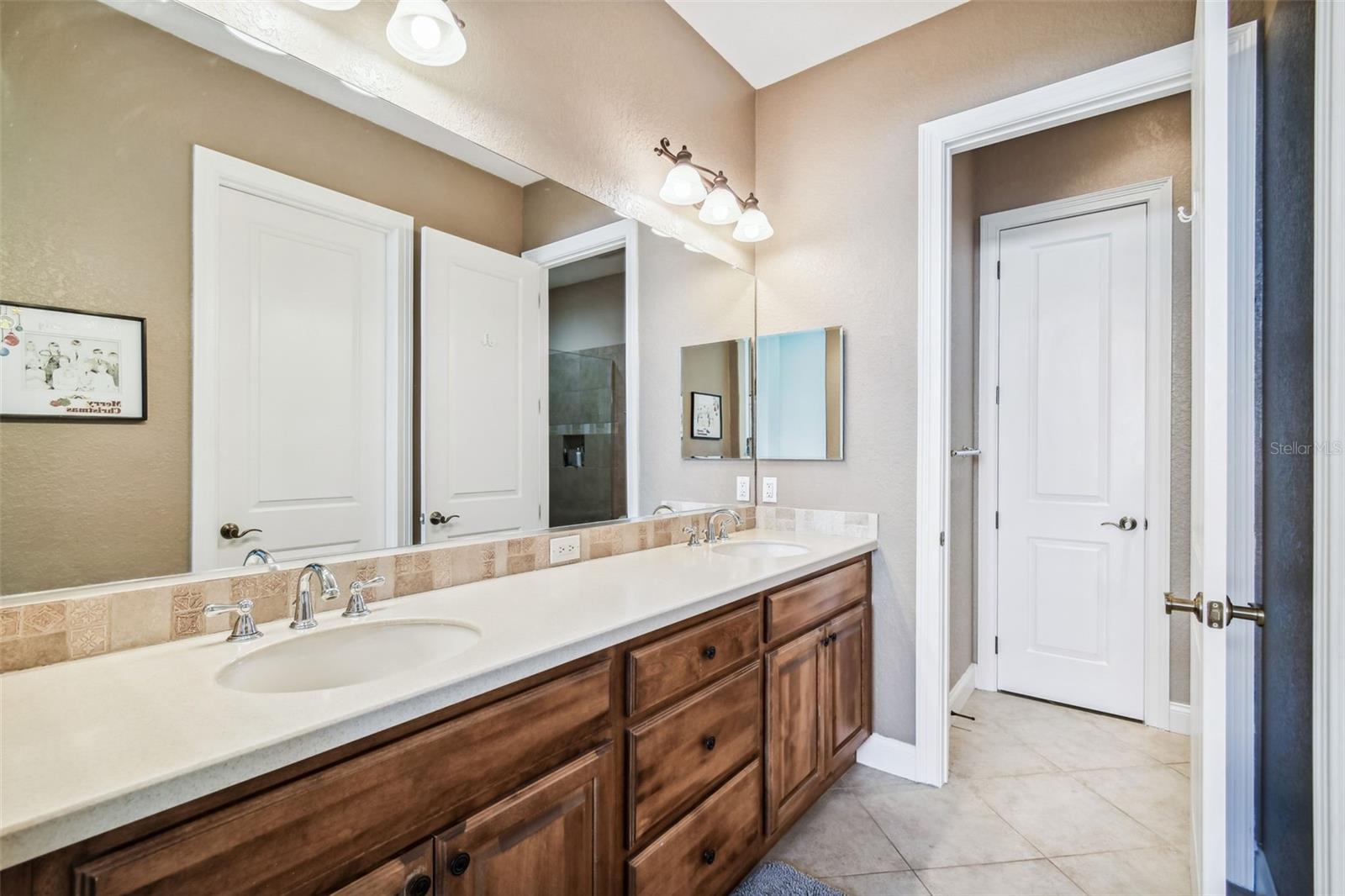 Image 29 of 60 For 6031 Bowen Daniel Drive 103