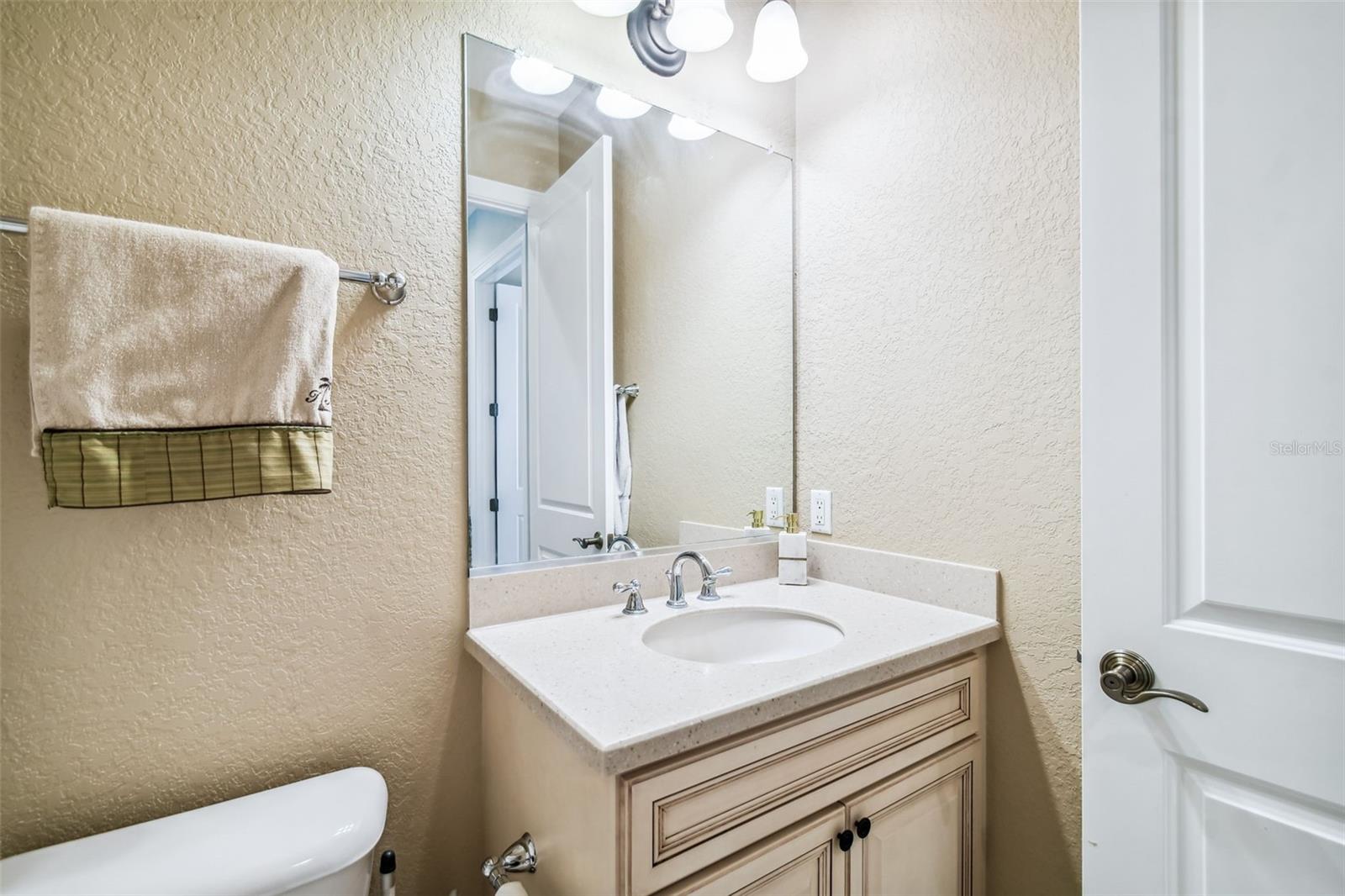 Image 34 of 60 For 6031 Bowen Daniel Drive 103