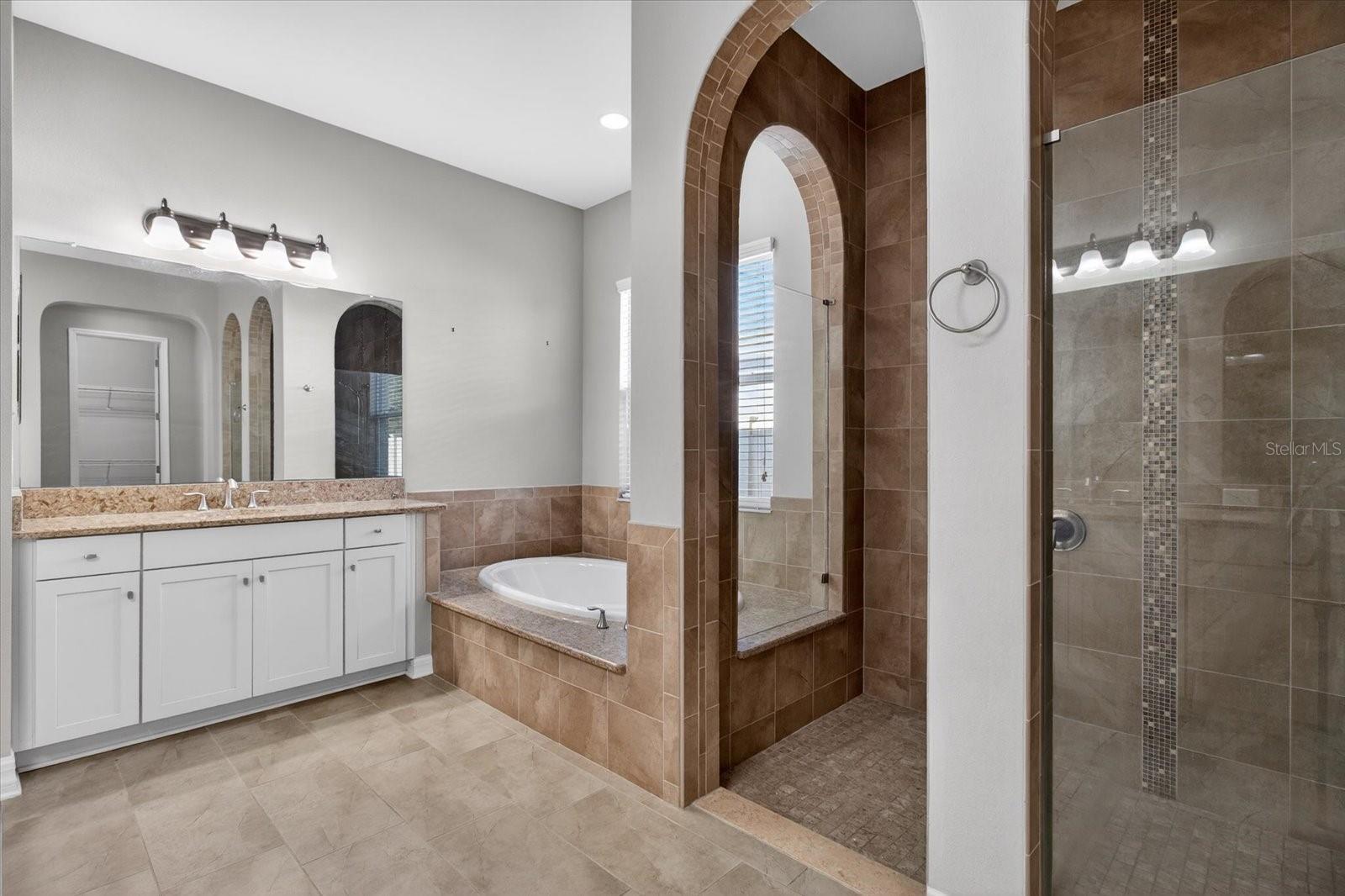 Image 27 of 55 For 2589 Gwynhurst Boulevard