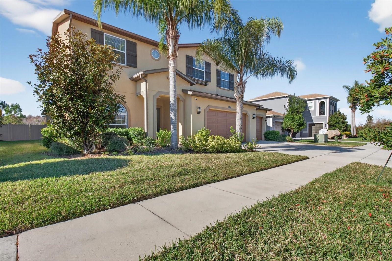 Image 4 of 55 For 2589 Gwynhurst Boulevard