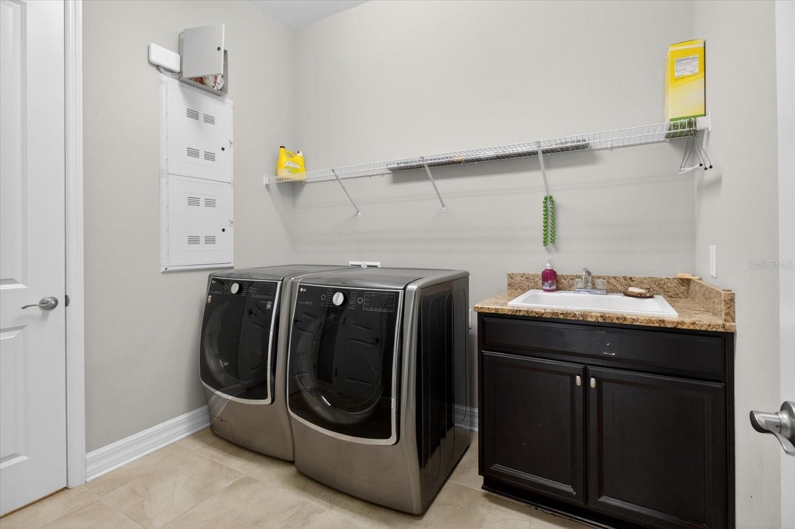 Image 9 of 55 For 2589 Gwynhurst Boulevard