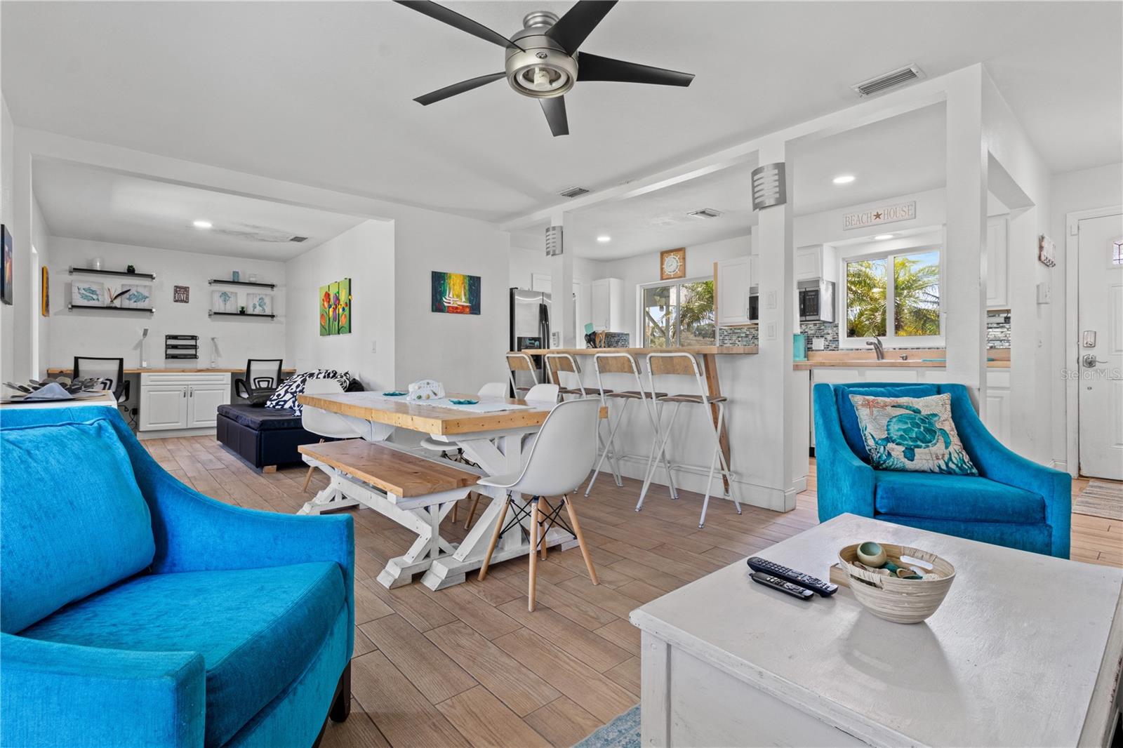 Image 10 of 25 For 604 Spencer Avenue