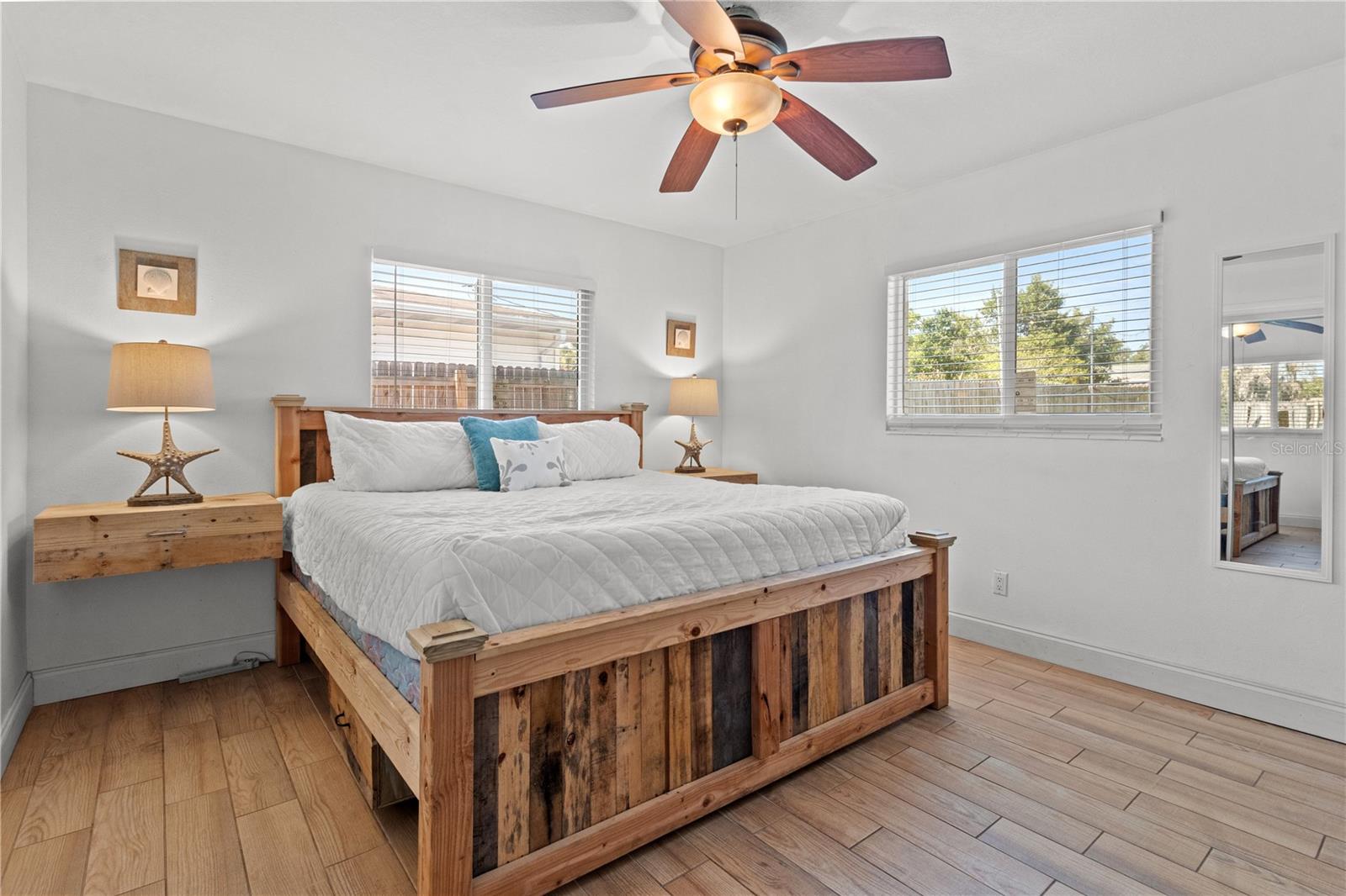 Image 15 of 25 For 604 Spencer Avenue