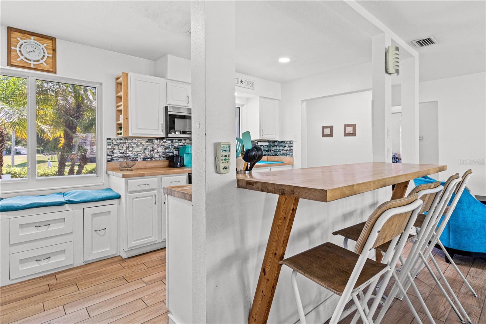 Image 3 of 25 For 604 Spencer Avenue