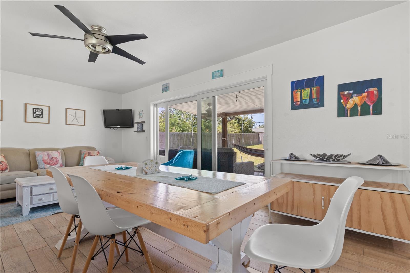 Image 7 of 25 For 604 Spencer Avenue