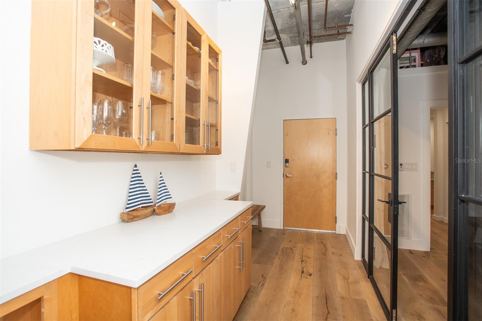 Image 27 of 51 For 175 2nd Street S 808