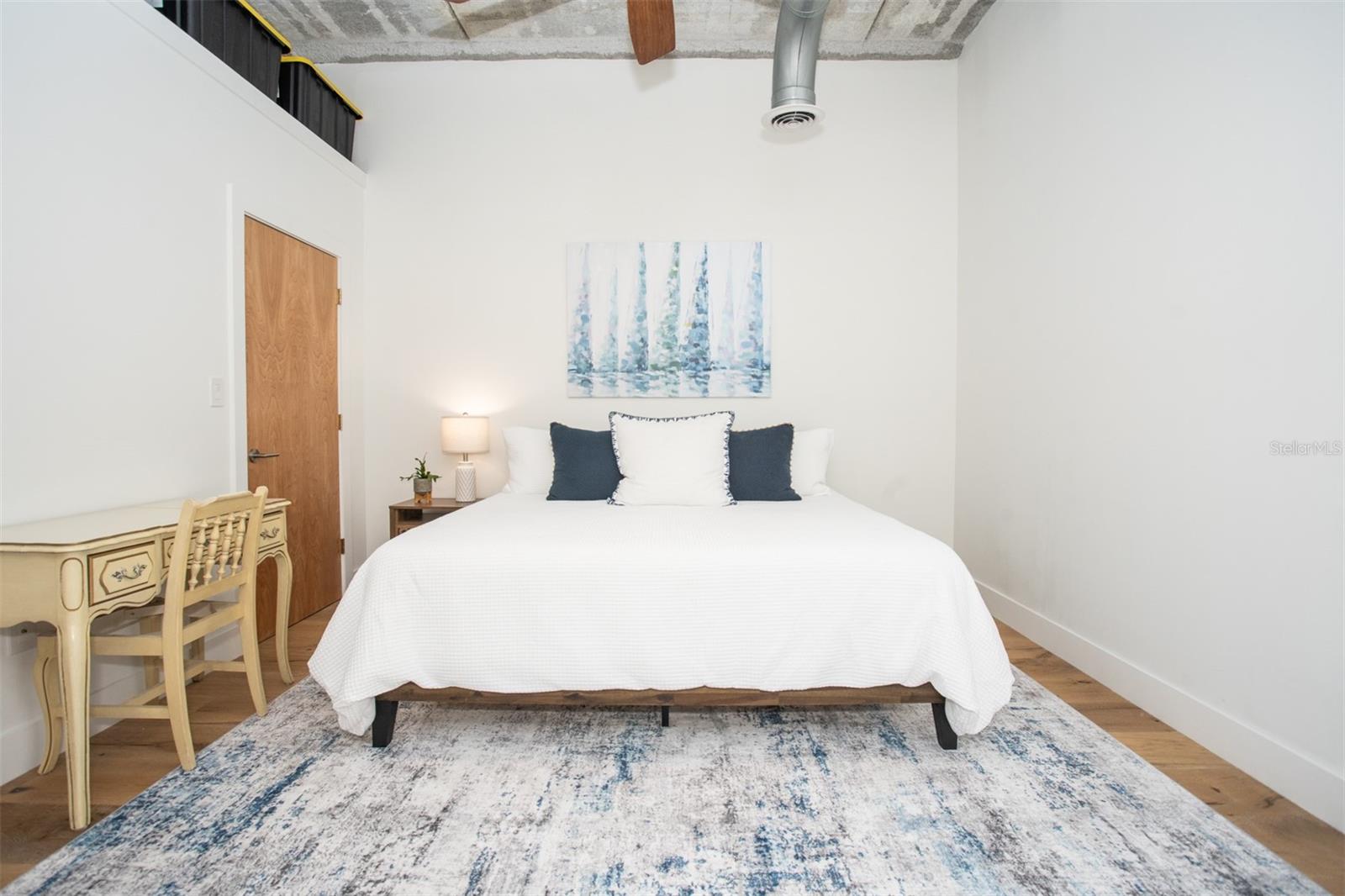 Image 28 of 51 For 175 2nd Street S 808