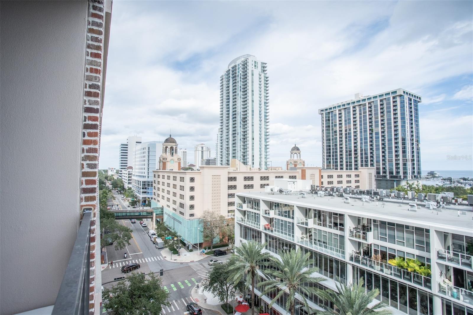 Image 8 of 51 For 175 2nd Street S 808