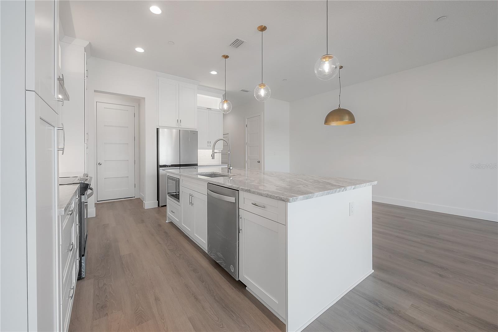 Image 19 of 66 For 5530 9th Street 3