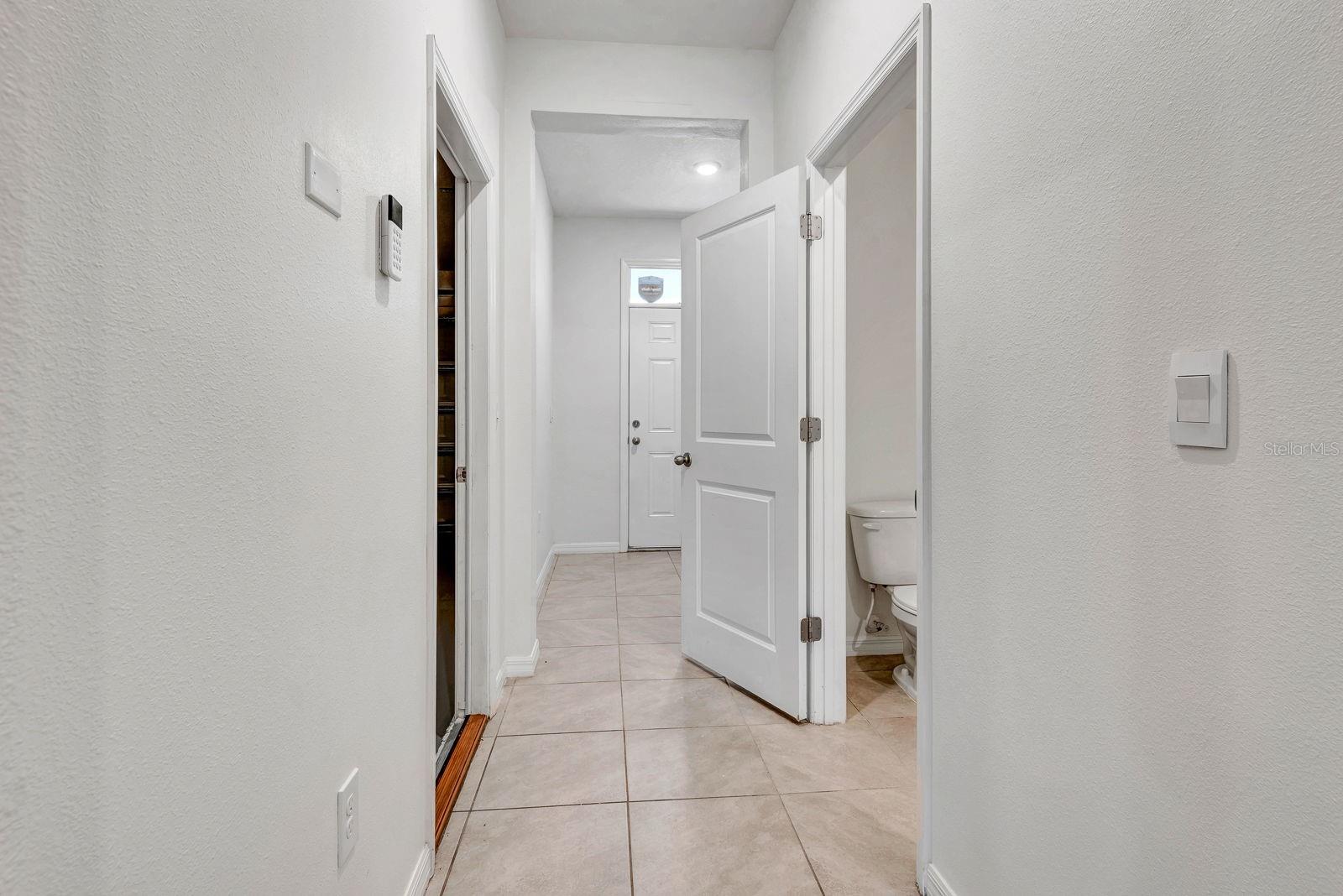 Image 7 of 51 For 136 Mangrove Shade Circle