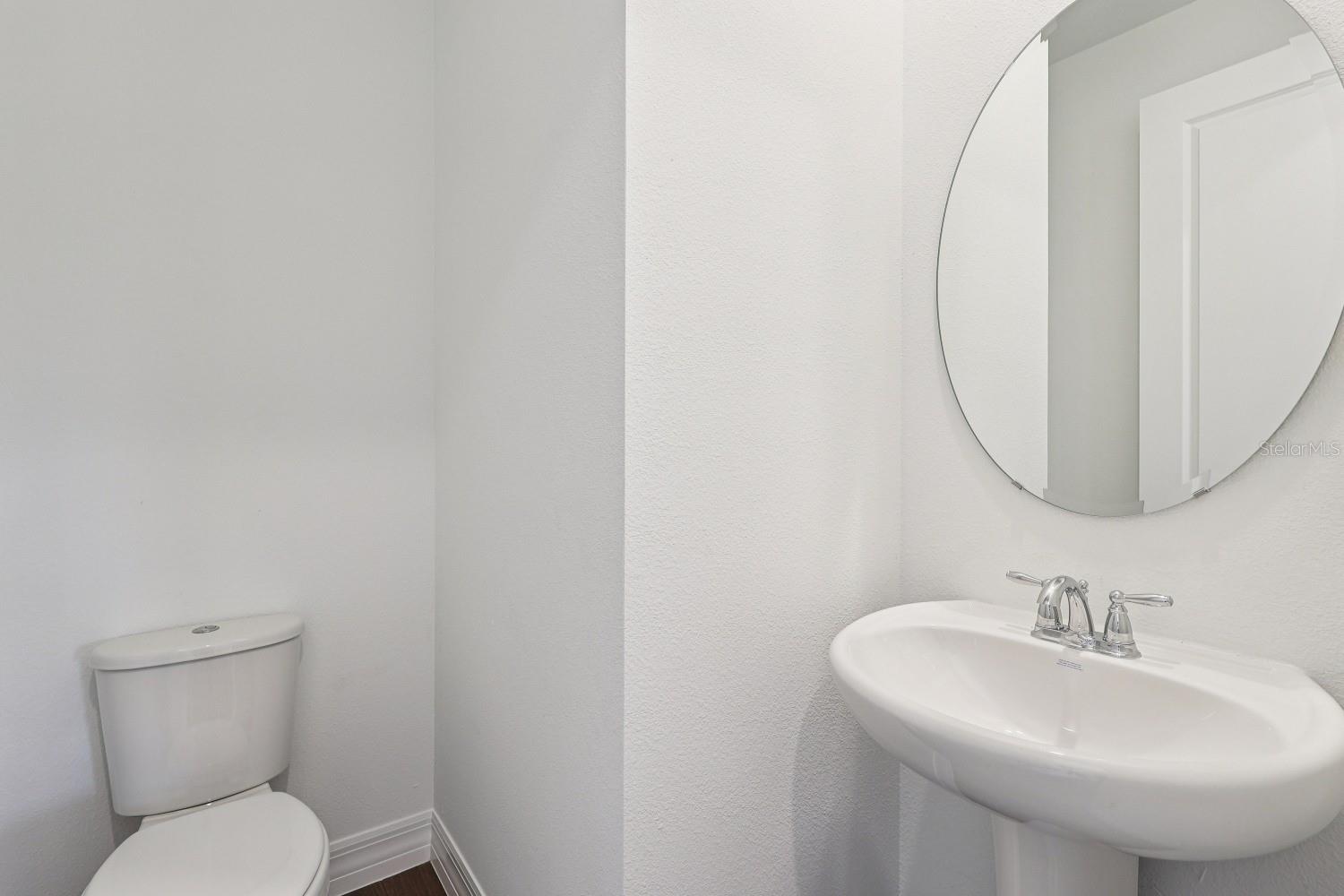 Image 17 of 38 For 17490 Northlake Grove Drive