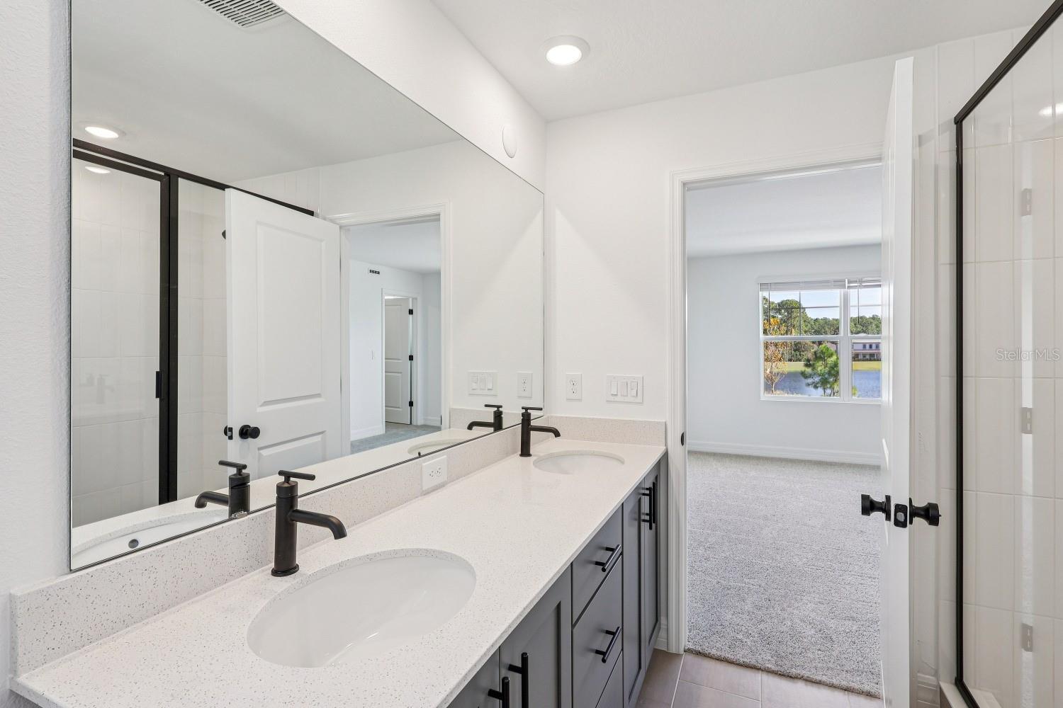 Image 23 of 38 For 17490 Northlake Grove Drive