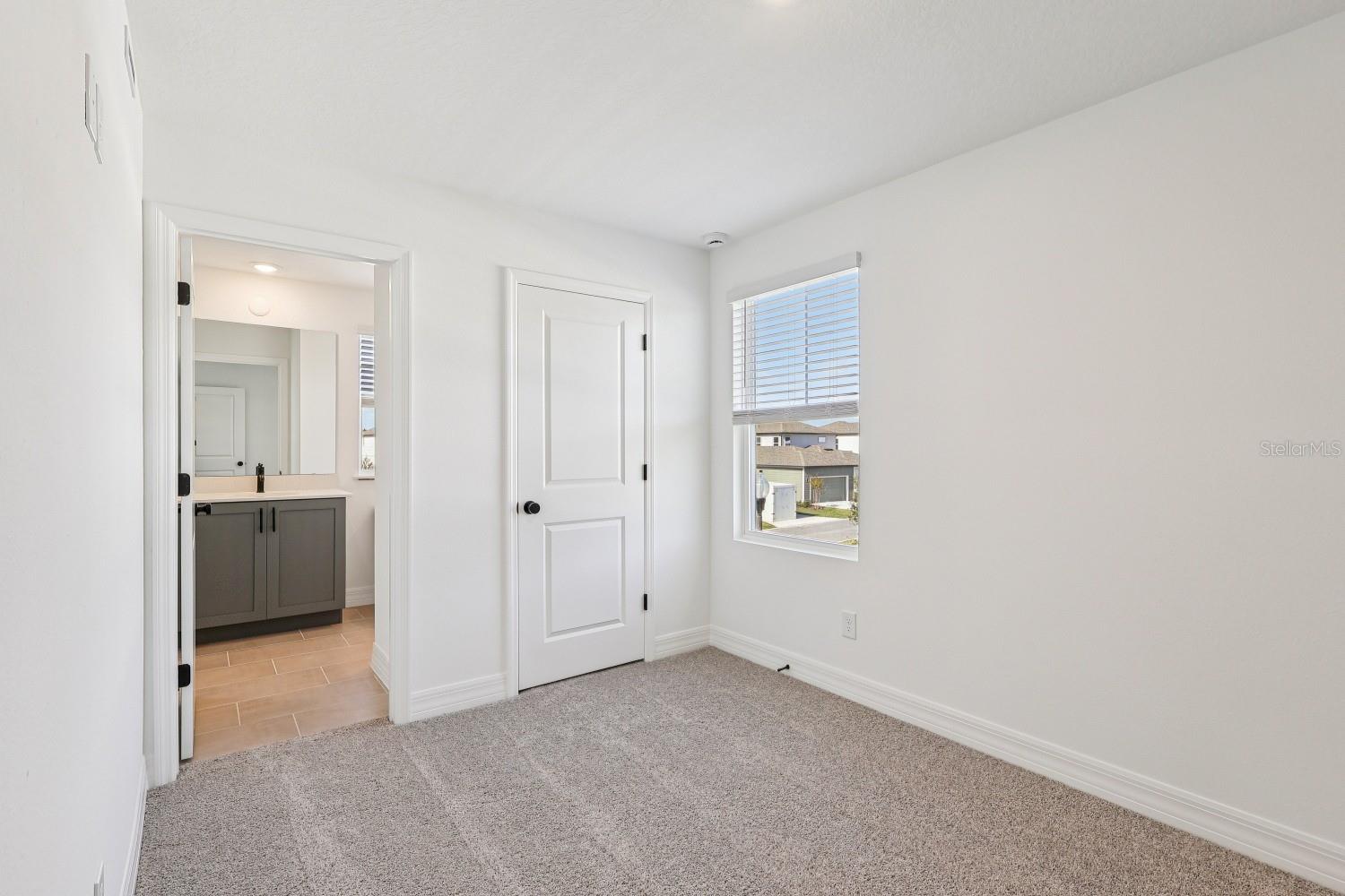 Image 25 of 38 For 17490 Northlake Grove Drive