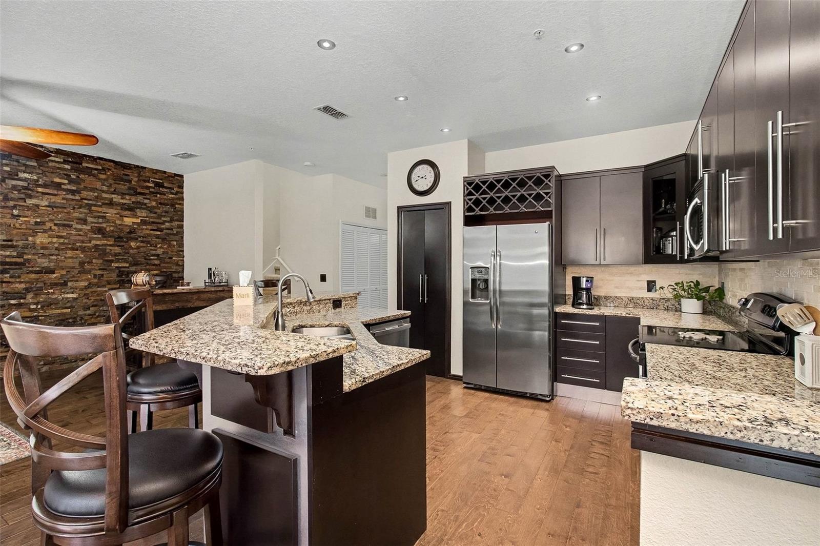 Image 19 of 33 For 9858 Biscotti Avenue