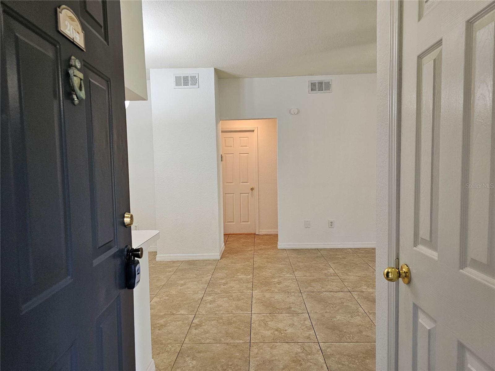 Image 21 of 50 For 13235 Sanctuary Cove Drive 204