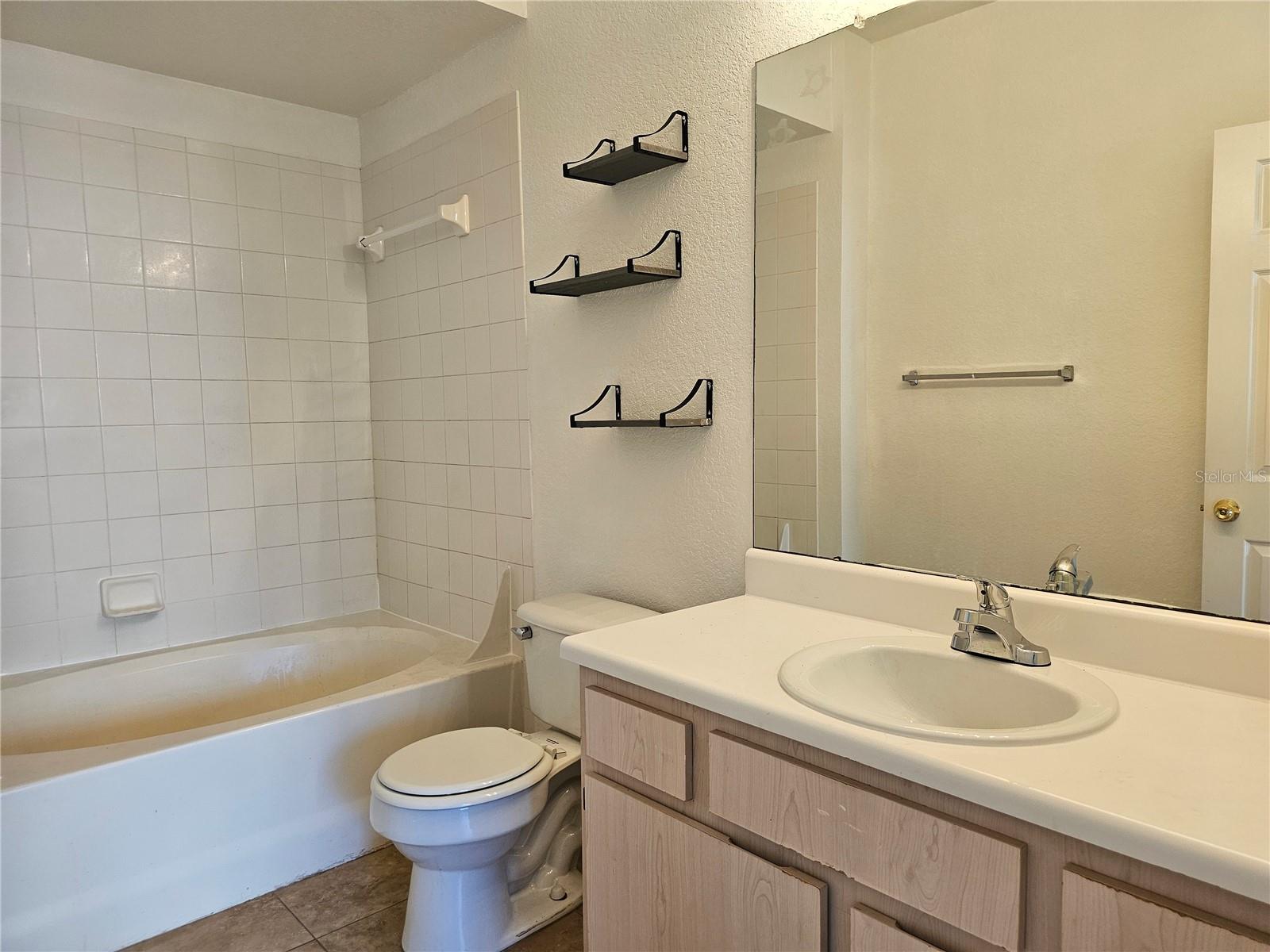 Image 23 of 50 For 13235 Sanctuary Cove Drive 204