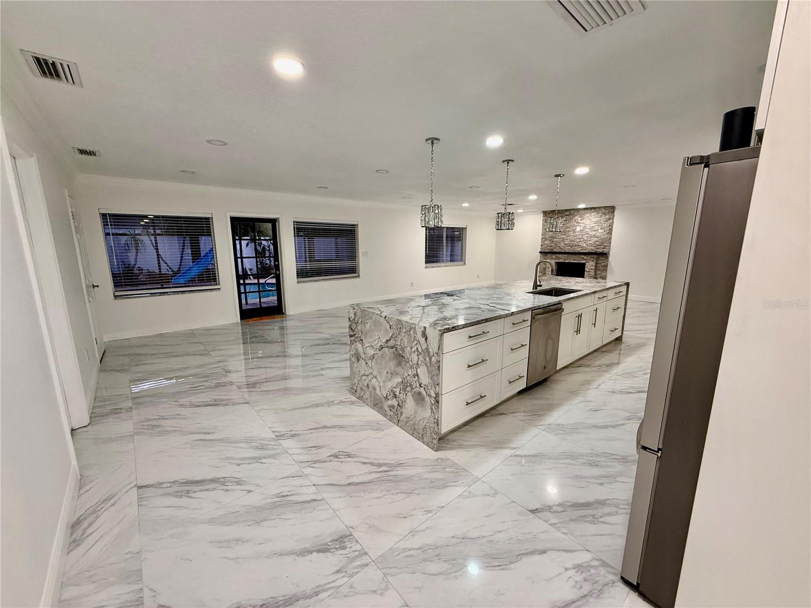 Image 20 of 43 For 7818 Cameron Avenue