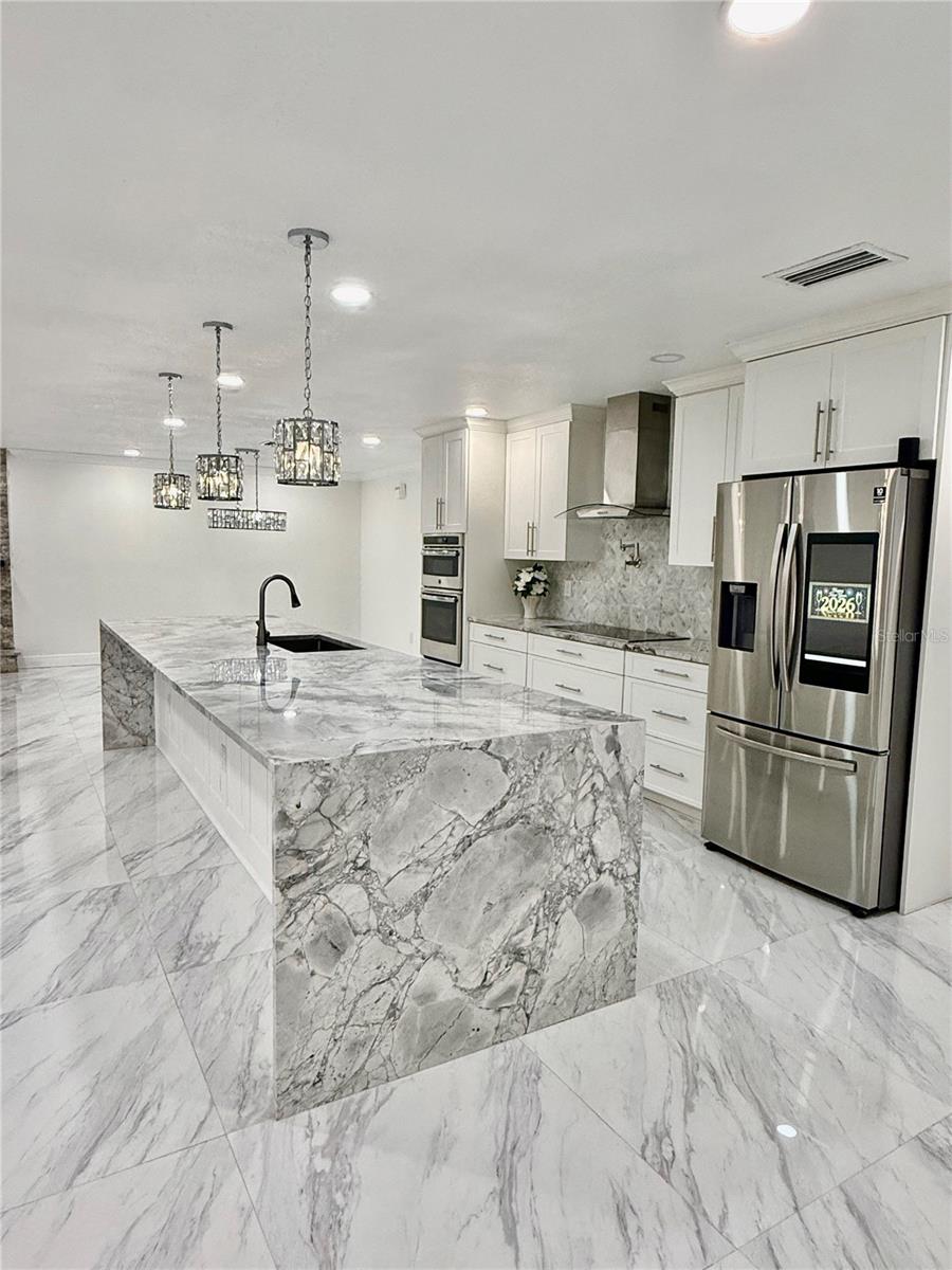 Image 22 of 43 For 7818 Cameron Avenue