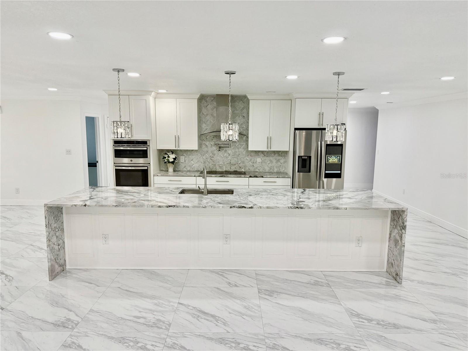 Image 23 of 43 For 7818 Cameron Avenue