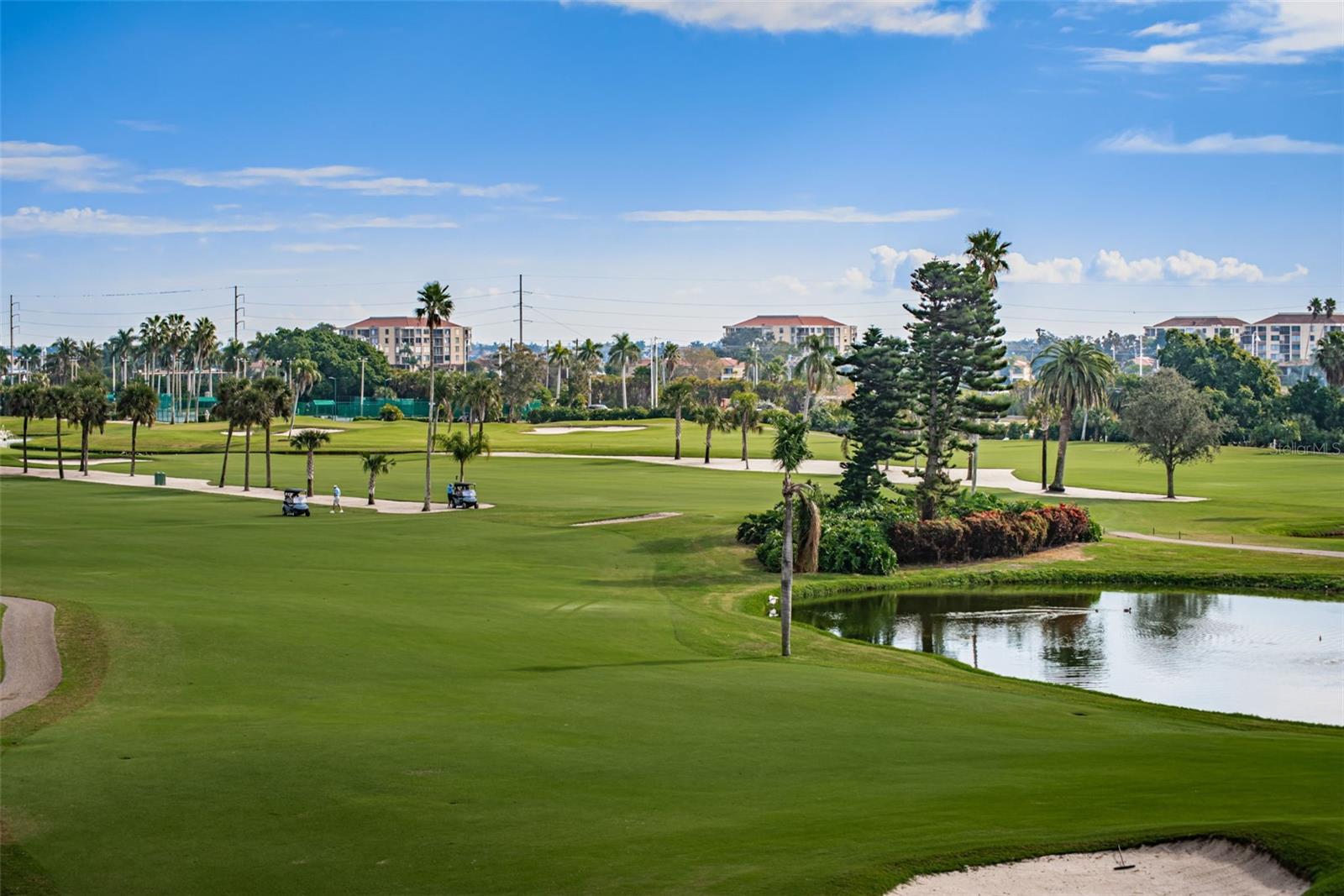 Image 2 of 44 For 6210 Sun Boulevard 408