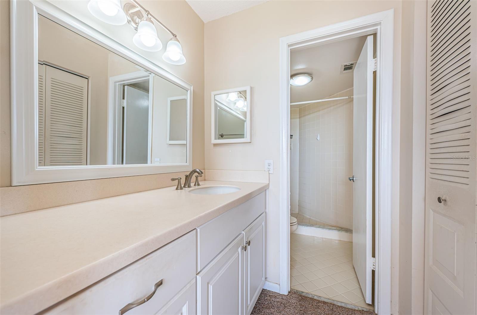 Image 20 of 44 For 6210 Sun Boulevard 408