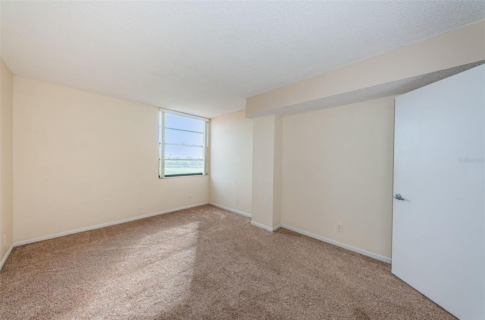 Image 23 of 44 For 6210 Sun Boulevard 408