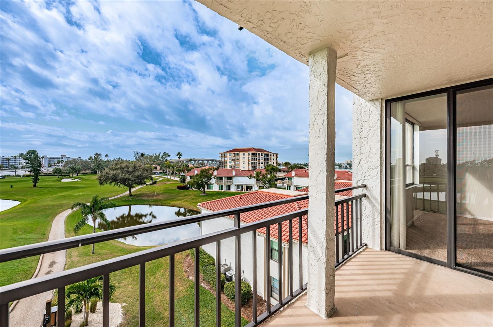 Image 28 of 44 For 6210 Sun Boulevard 408