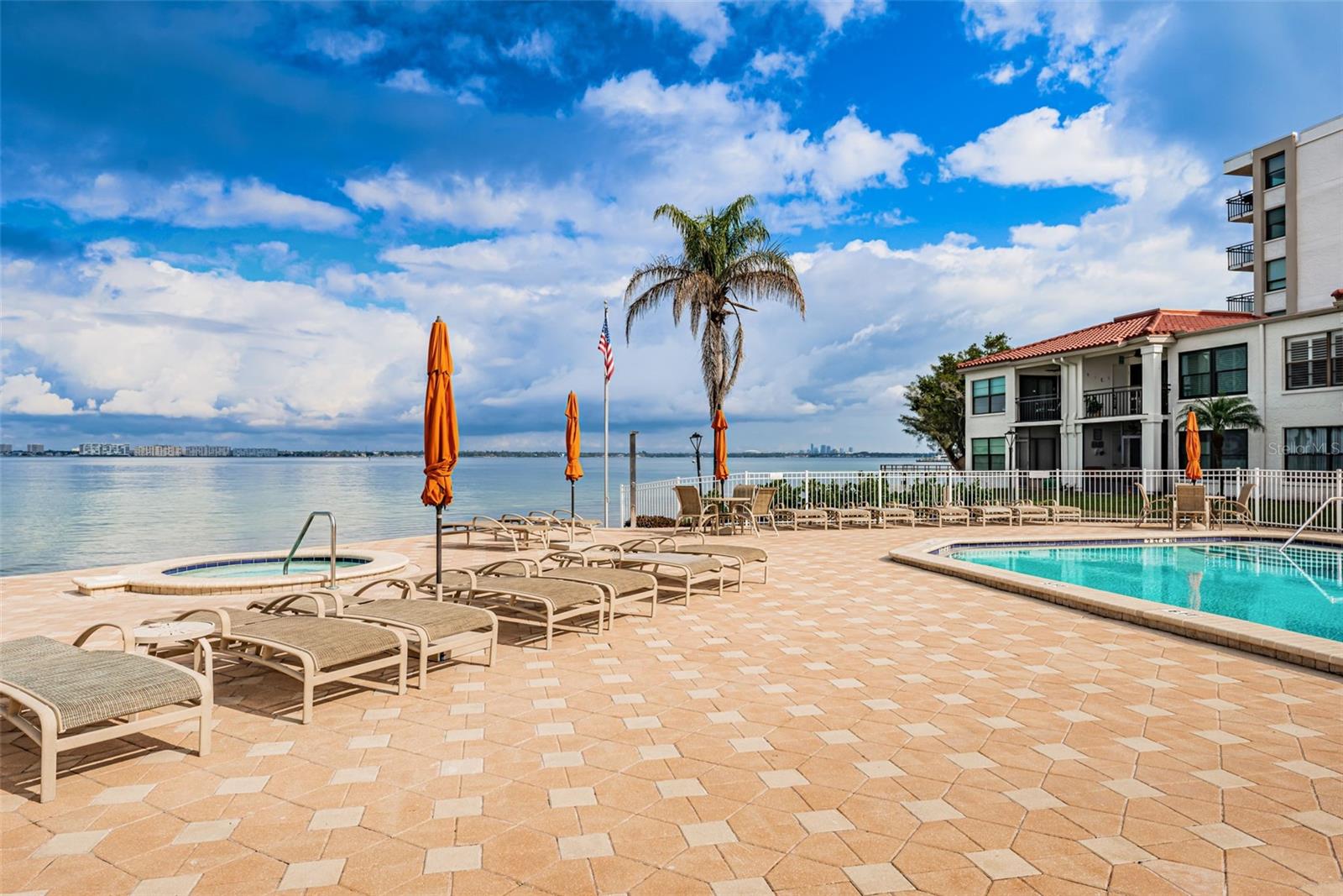 Image 34 of 44 For 6210 Sun Boulevard 408