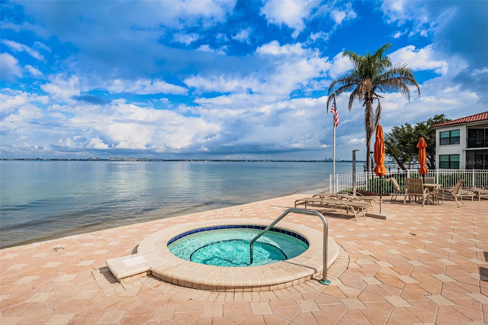 Image 35 of 44 For 6210 Sun Boulevard 408