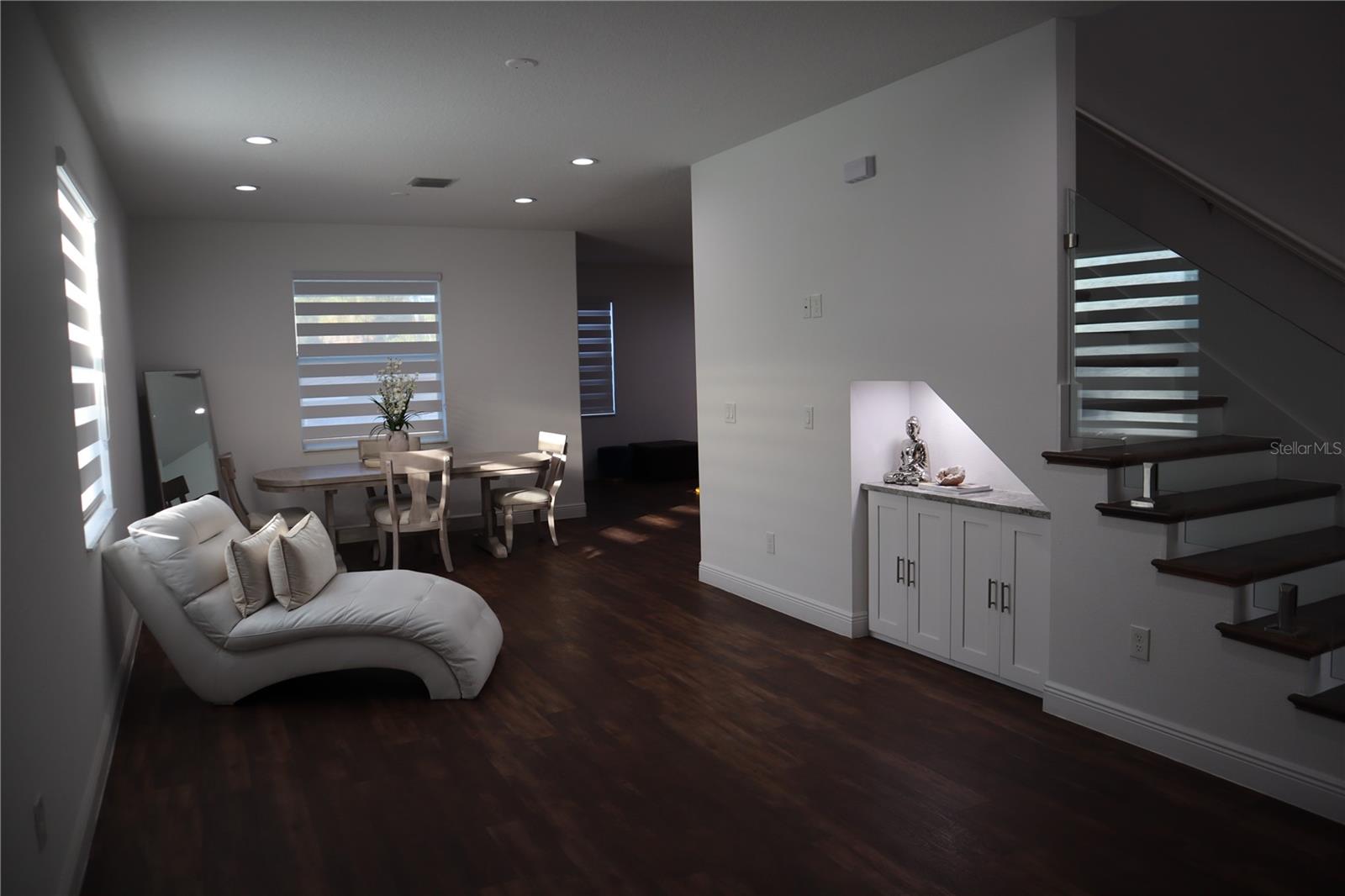 Image 14 of 38 For 8331 Peggy Street